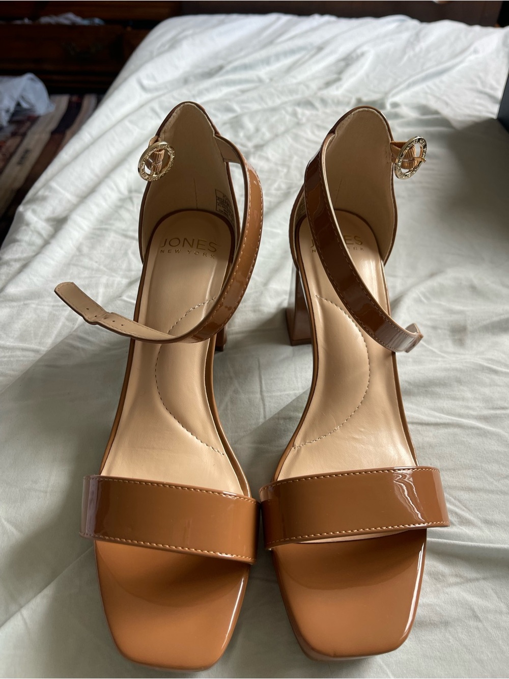 Jones New York Tan Patent Block Heel Sandals with Ankle Strap